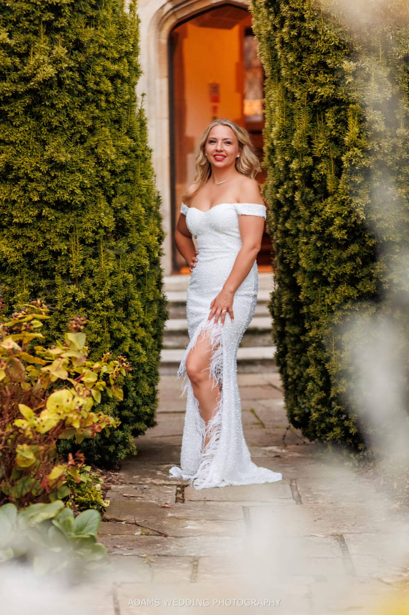 glamour-brides-joanna-eastwell-manor-bride-and-bridesmaids.jpg