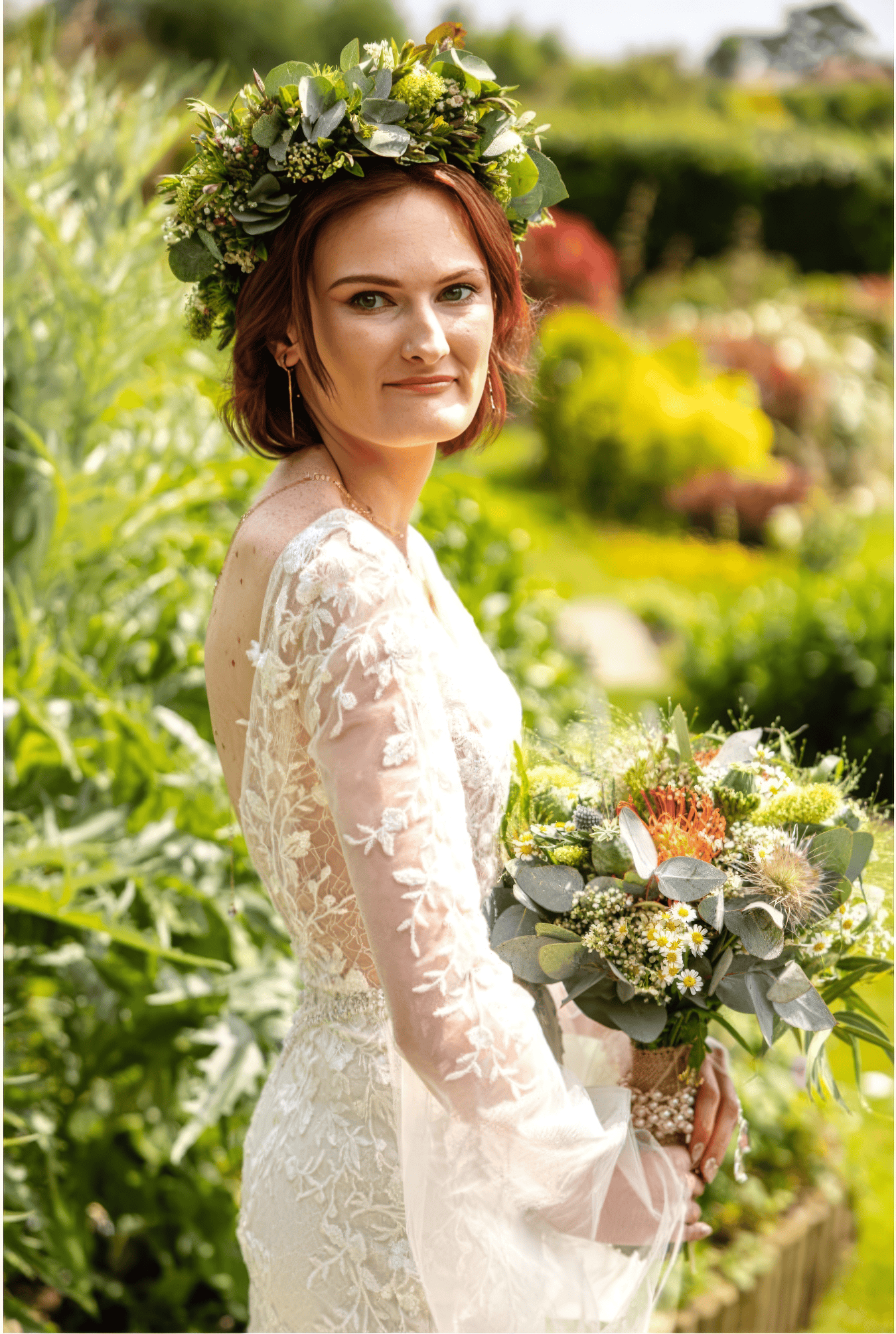 hannah-kent-countryside-bride-natural-light-portrait.jpg